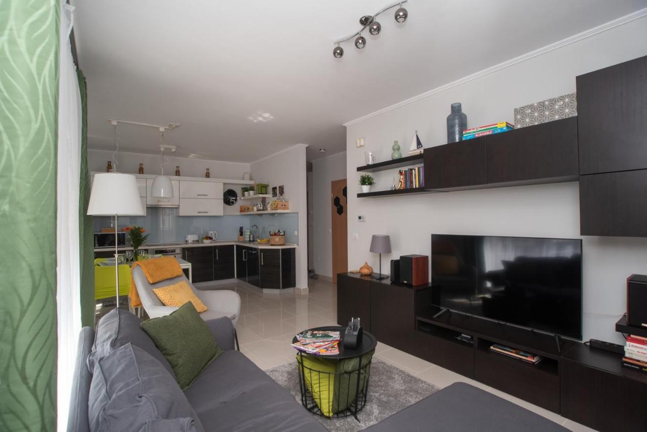Sunny Home Near Bud With 2Br, Ac And Free Parking Vecsés Eksteriør billede