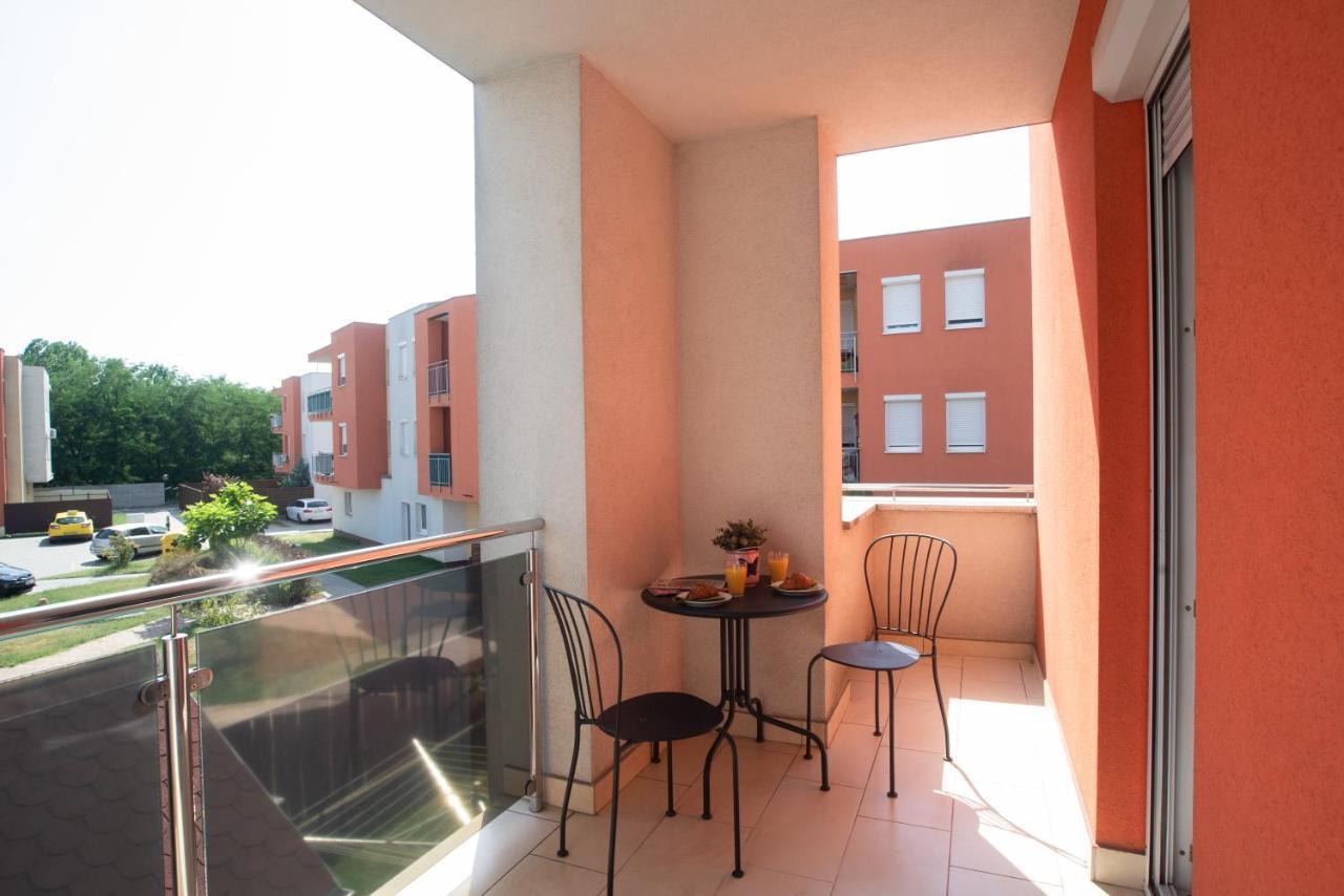Sunny Home Near Bud With 2Br, Ac And Free Parking Vecsés Eksteriør billede