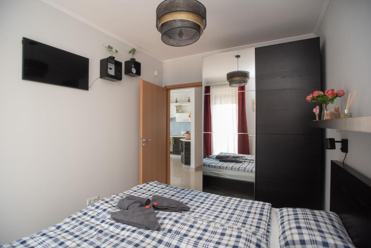 Sunny Home Near Bud With 2Br, Ac And Free Parking Vecsés Eksteriør billede