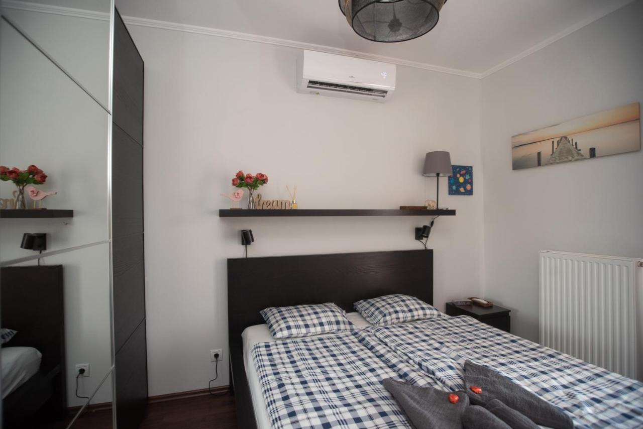 Sunny Home Near Bud With 2Br, Ac And Free Parking Vecsés Eksteriør billede